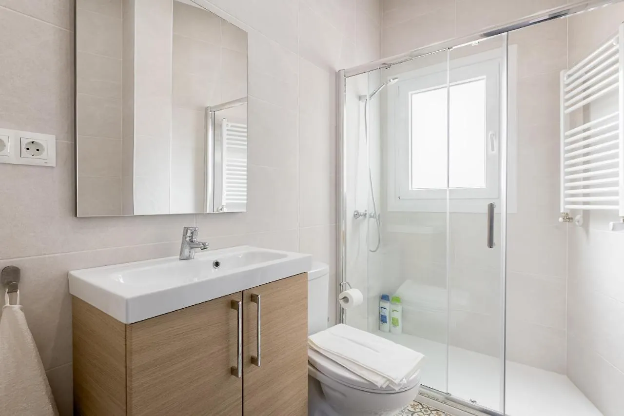 Apartment Espacioso 3 Hab Dobles 2 Banos, Junto Ayuntamiento Bilbao